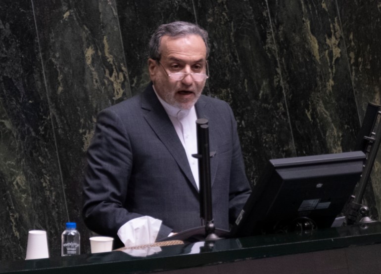 عباس عراقجي (Abbas Araghchi) Nominee for Foreign Minister, Abbas Araghchi, 63, is speaking to lawmakers in the Iranian Parliament in Tehran, Iran, on August 18, 2024. Iranian lawmakers are examining the qualifications of the ministers proposed by new Iranian President, Masoud Pezeshkian, in the public hall of the parliament. (Photo by Morteza Nikoubazl/NurPhoto via Getty Images)