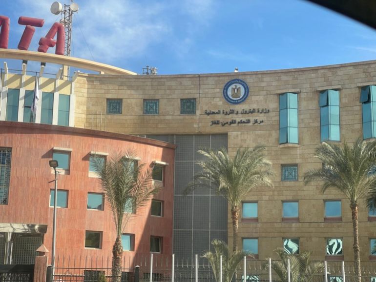 قفزت واردات مصر من الوقود بنسبة 26% إلى نحو 15.5 مليار دولار في 2024 (الجزيرة)